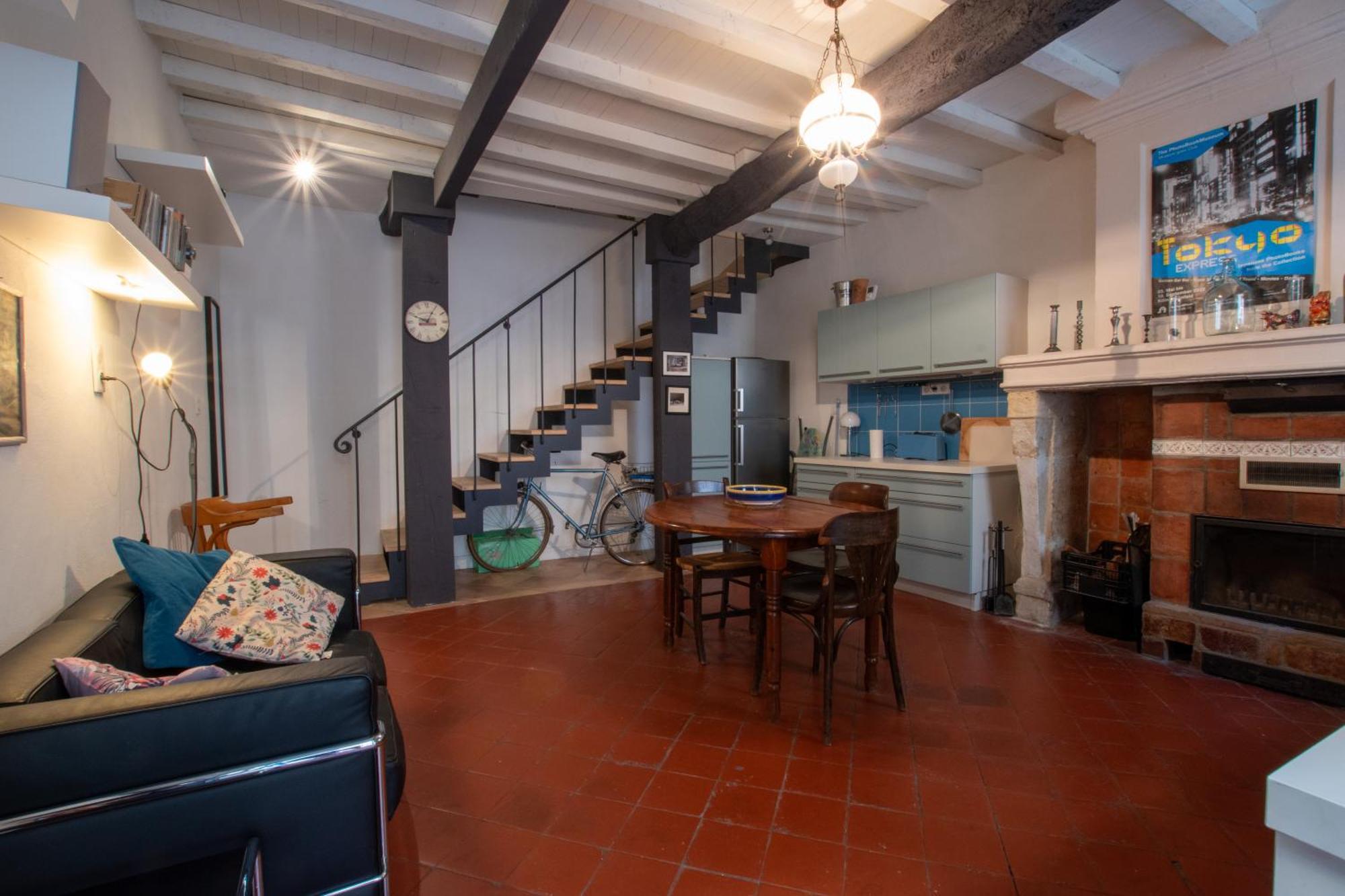 La maison de l'écrivain vacances-arles camargue Extérieur photo