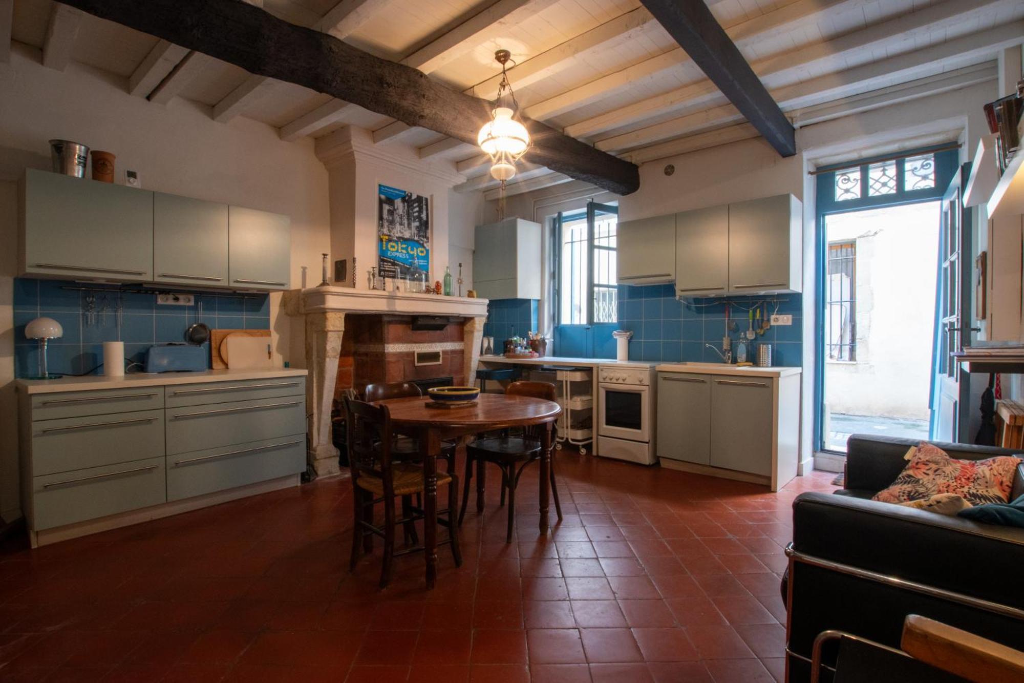 La maison de l'écrivain vacances-arles camargue Extérieur photo