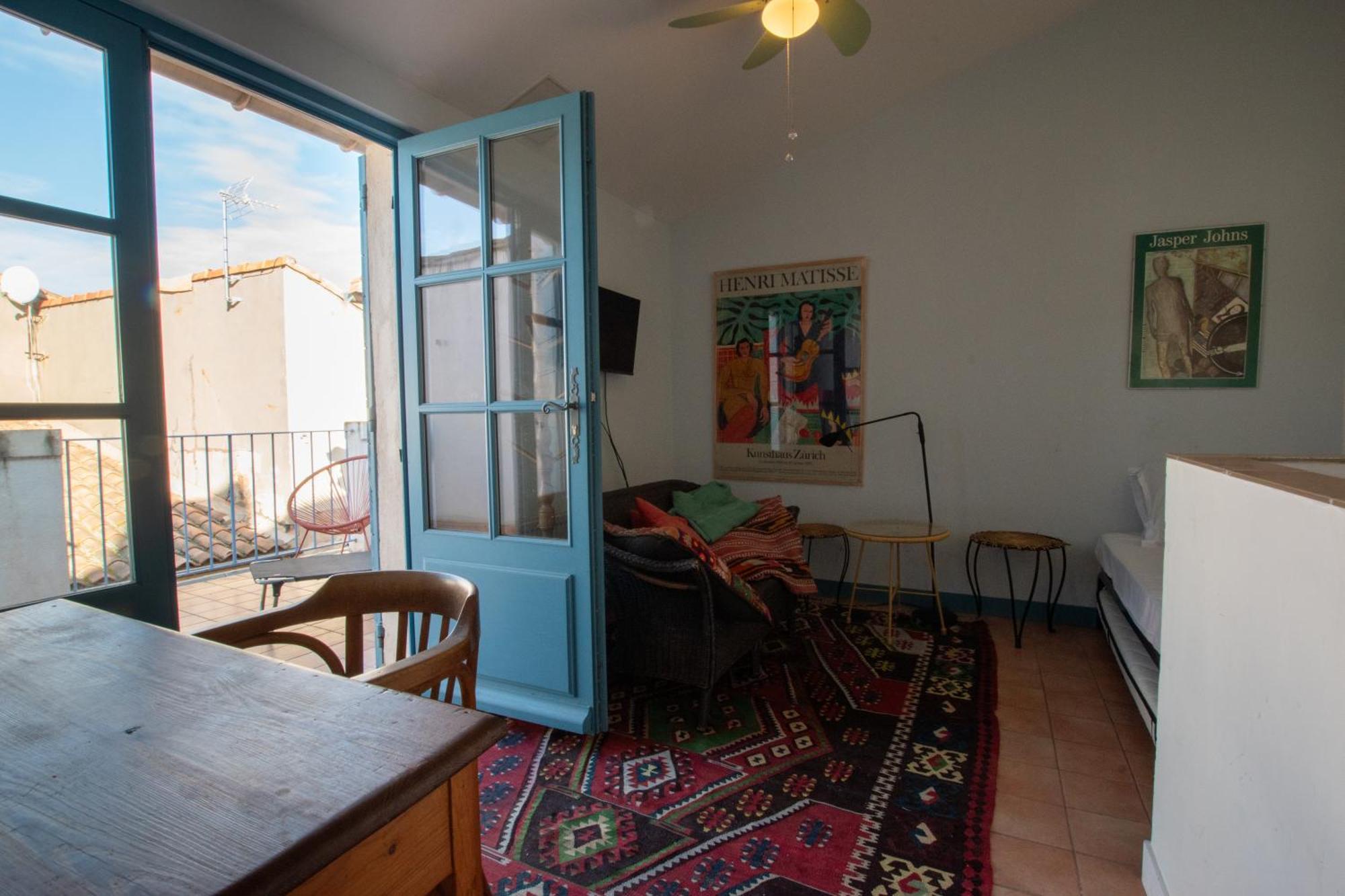 La maison de l'écrivain vacances-arles camargue Extérieur photo